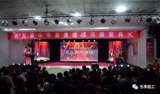 国际学校寒假开启!包玉刚/世外/平和/上中国际,都在强推这些书!
